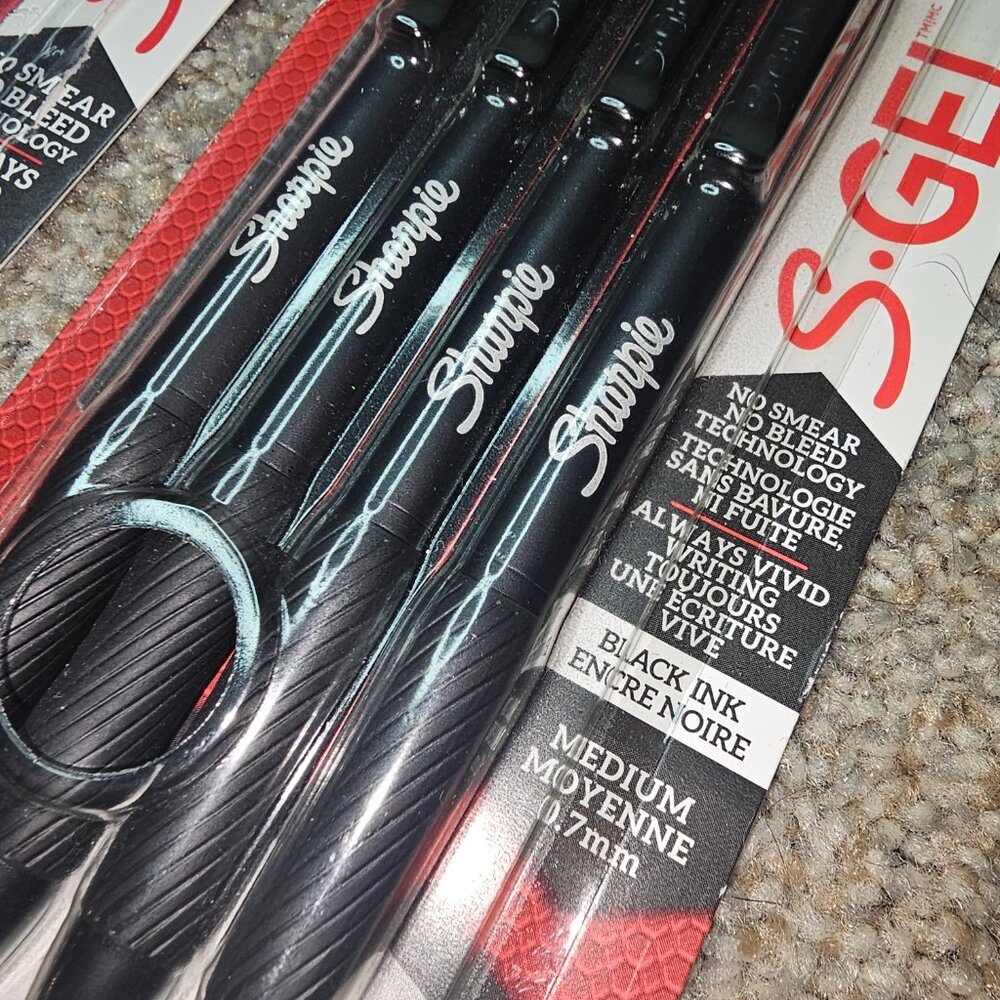 Pen - Picture 2 of 4
